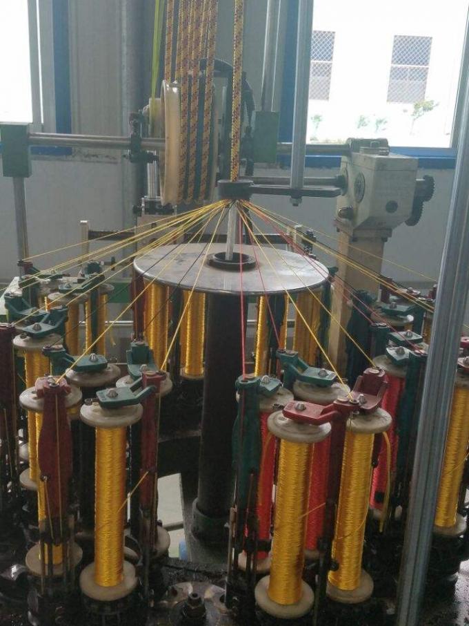 35 machine de presse hydraulique de MPA de la tonne 70 pour les accessoires de compression de terrain de jeu 5