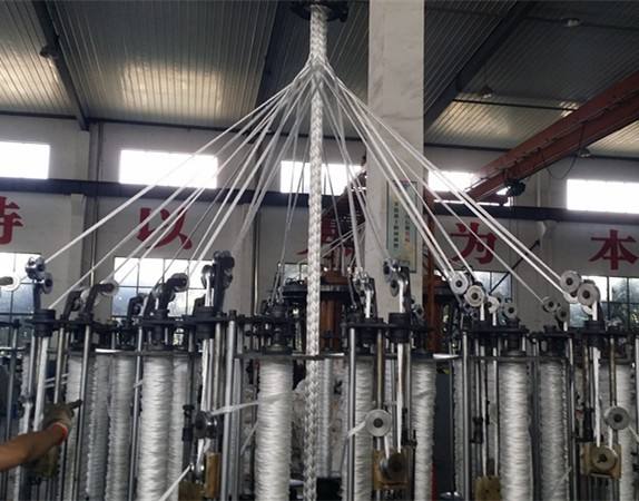 35 machine de presse hydraulique de MPA de la tonne 70 pour les accessoires de compression de terrain de jeu 4