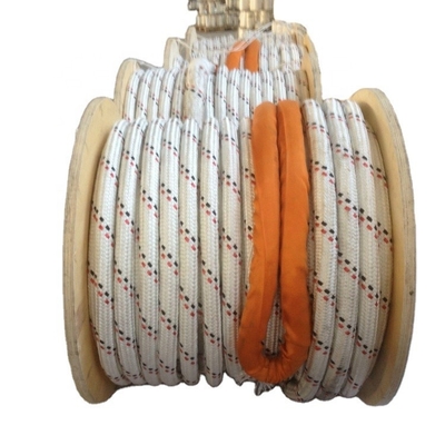 Corde d'amarrage de remorqueur de navire à double tresse de noyau UHMWPE avec couverture en polyester
