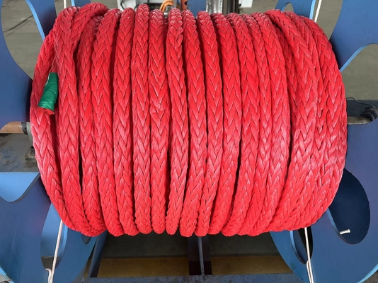 Corde en fibre synthétique UHMWPE tressée à 12 brins de haute résistance de 48 mm de diamètre pour le remorquage de navires de mer