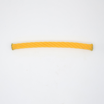 Brin extérieur 16mm de la corde 6 de terrain de jeu de polypropylène de pp avec le noyau en acier