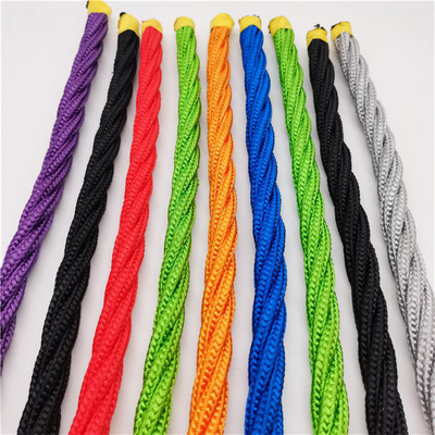 Câble métallique tordu de combinaison de polyester 16mm 4 fils pour l'oscillation de terrain de jeu