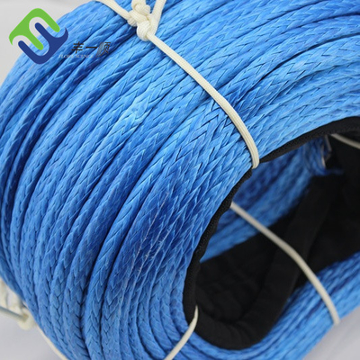 À haute résistance résistant du treuil 12 du brin UHMWPE d'abrasion synthétique de la corde 10mm
